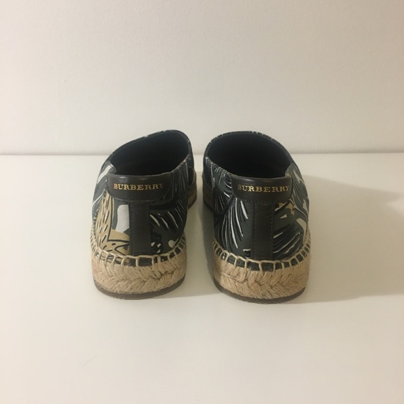 Burberry Floral Hodgeson Flo Flat Espadrilles - Picture 10 of 11